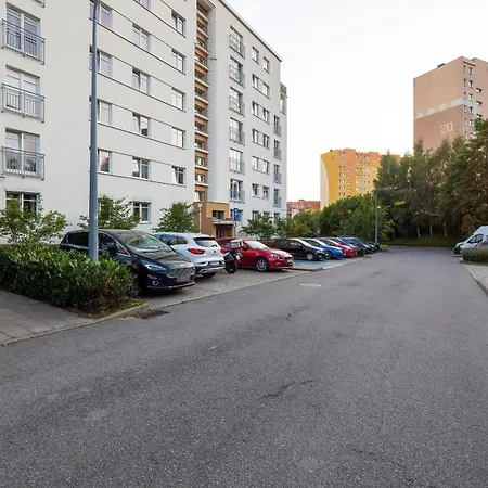 Przestronny & Elegancki Apartament W Gdyni Z Parkingiem I Wanna By Renters 格丁尼亚